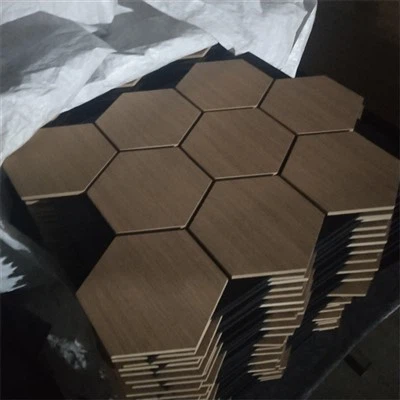 Akustické panely šesťuholníkov